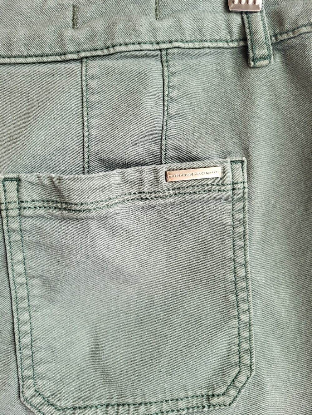 WHBM Pret-a-Play Casual Olive Green Women's Cargo Shorts - Picture 5 of 10